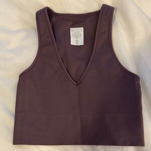 Athleta Ribbed V‑Neck Longline Crop Sports Bra in Plum